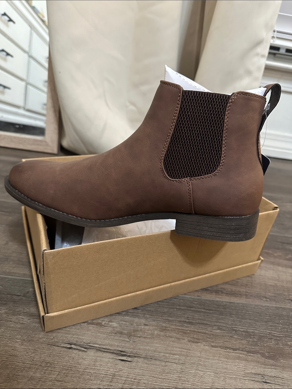 Hawkwell Men's Brown Chukka Boots with Elastic Side Panels